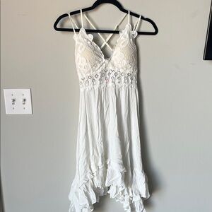 NWT AKIRA Elegant White Lace Dress